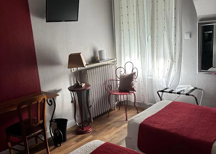 Le Pont De L'aube Hotel 2*